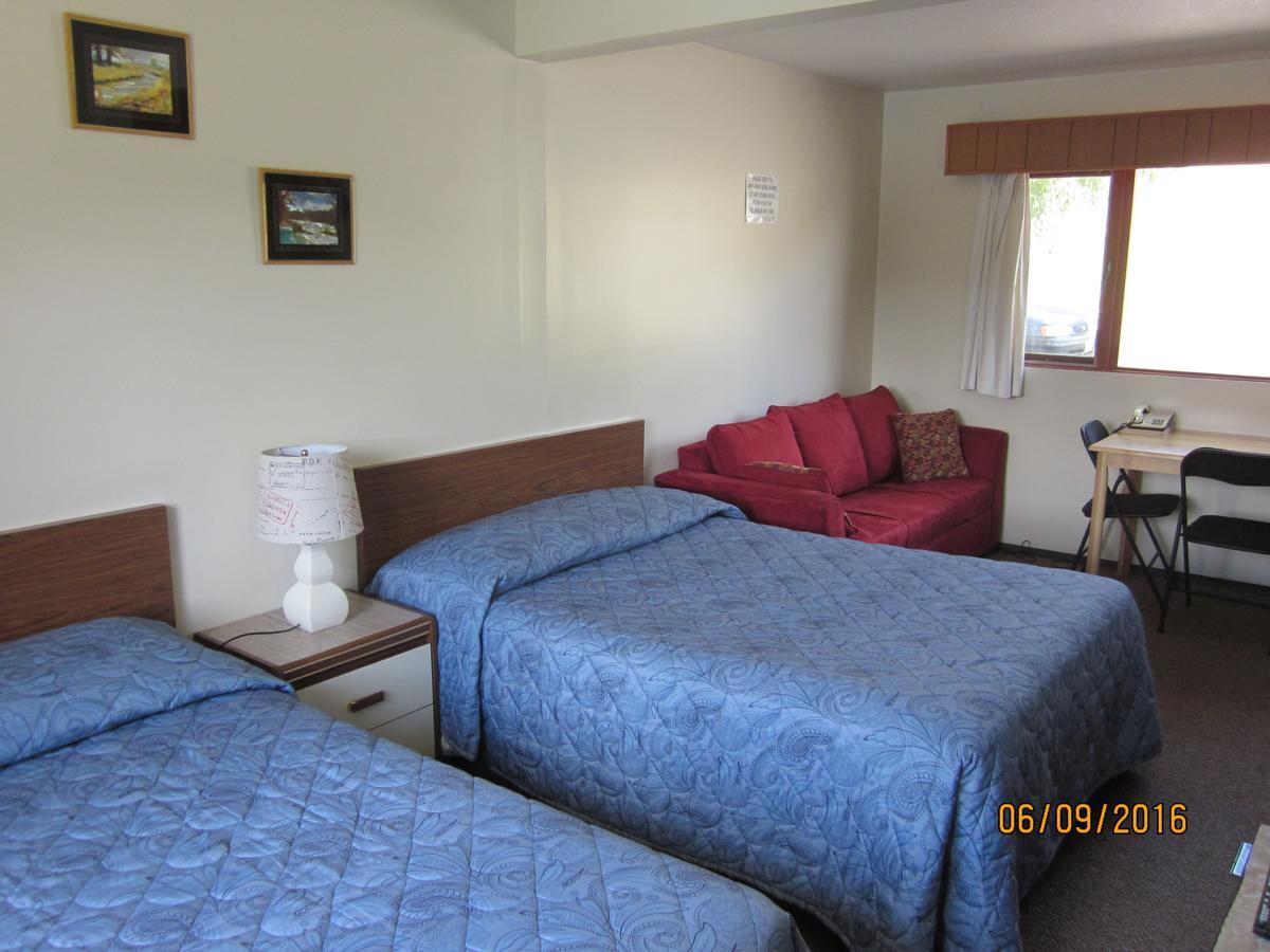 Valleyview Motel Williams Lake Ngoại thất bức ảnh