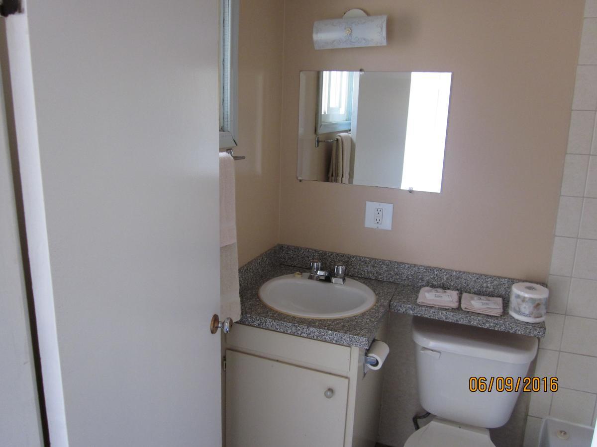 Valleyview Motel Williams Lake Ngoại thất bức ảnh