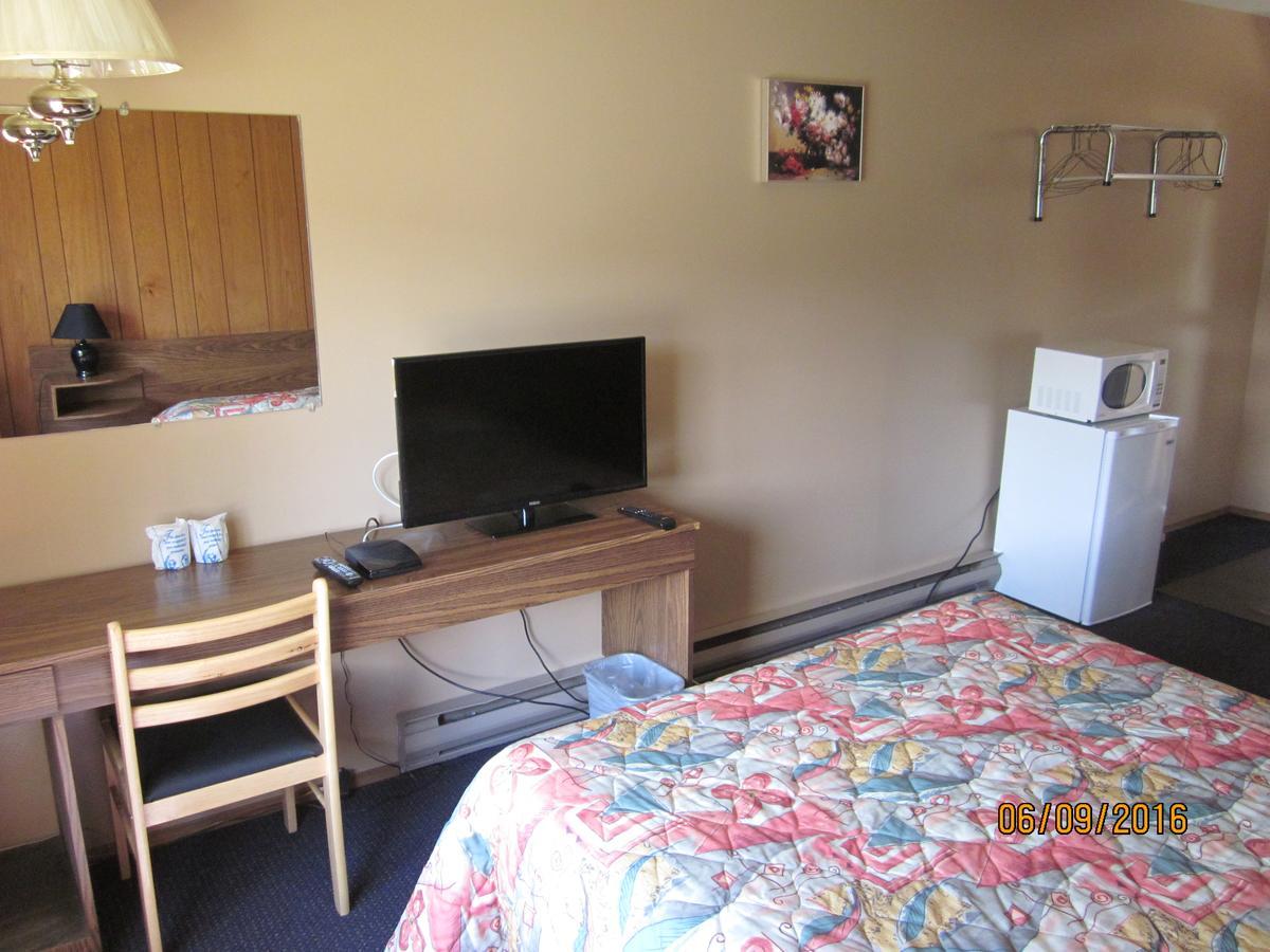 Valleyview Motel Williams Lake Ngoại thất bức ảnh